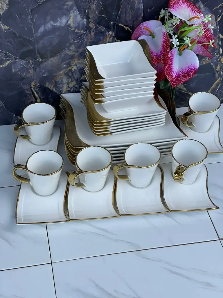 DINNER SET