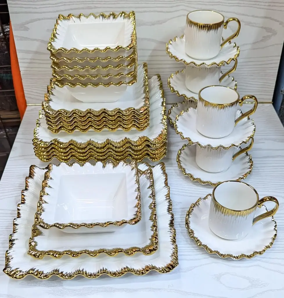 DINNER SET 