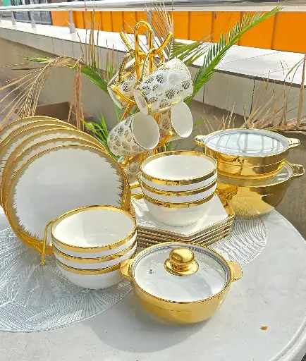 DINNER SET