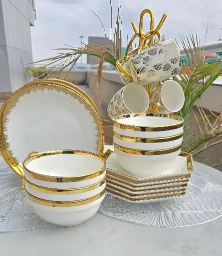 DINNER SET