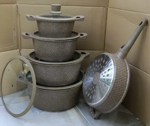 NON-STICK COOKWARE SET