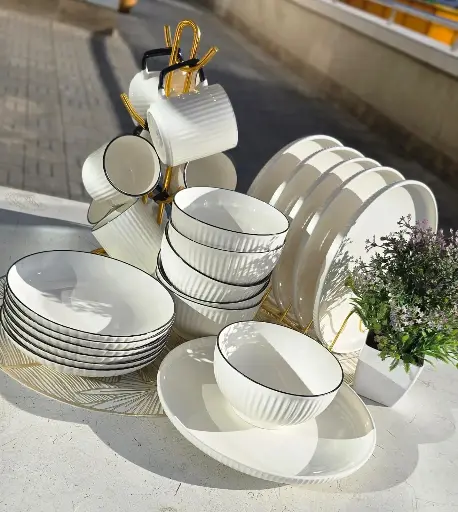 DINNER SET